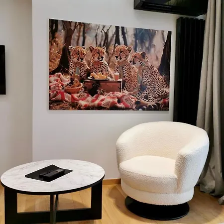 Luxury Apartment With Unique Design In Kolonaki-3